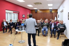 Charla de consumo en el Centro de Mayores