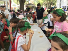 Fercam promueve el consumo de productos naturales entre los menores de la Universidad Popular