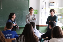 Manuel José Palacios presenta el Carné VIP a los estudiantes 