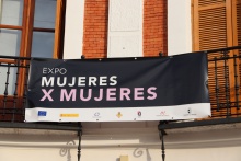 Exposición Mujeres X Mujeres