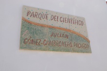 Descubrimiento de la nueva placa del parque del científico 'Julián Gómez-Cambronero'
