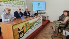 Saludo del alcalde de Manzanares junto a Florencio Rodríguez y a Luis Carlos Valero