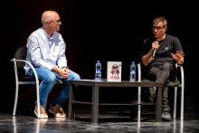 Ramos junto a Juanjo Díaz Portales durante la conferencia en la Escuela de Ciudadanía Ramos junto a Juanjo Díaz Portales durante la conferencia en la Escuela de Ciudadanía