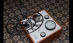 Relojes parados a las 5 de la tarde en el Archivo Museo de Sánchez Mejías