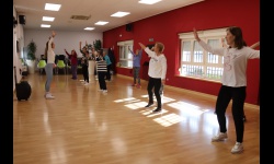 Taller de baile en línea en el Centro de Mayores