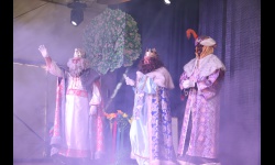 Los Reyes Magos volverán a saludar a la infancia manzanareña en la carpa de La Pérgola tras el musical infantil a mediodía