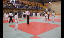 Saludo inicial de competidores