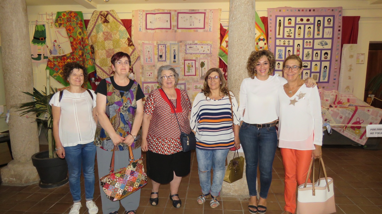 Beatriz Labián junto a componentes de AGUDEHI