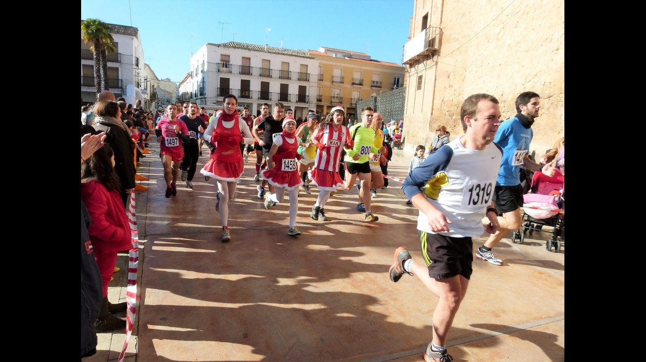 Participantes en la Carrera de Navidad del año 2013