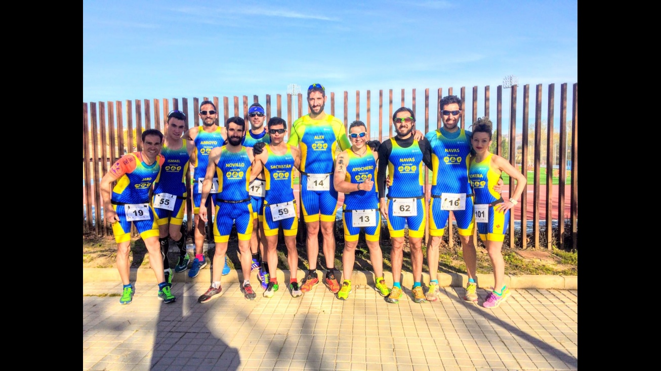 Componentes del Club de Triatlón Manzanares en Almansa