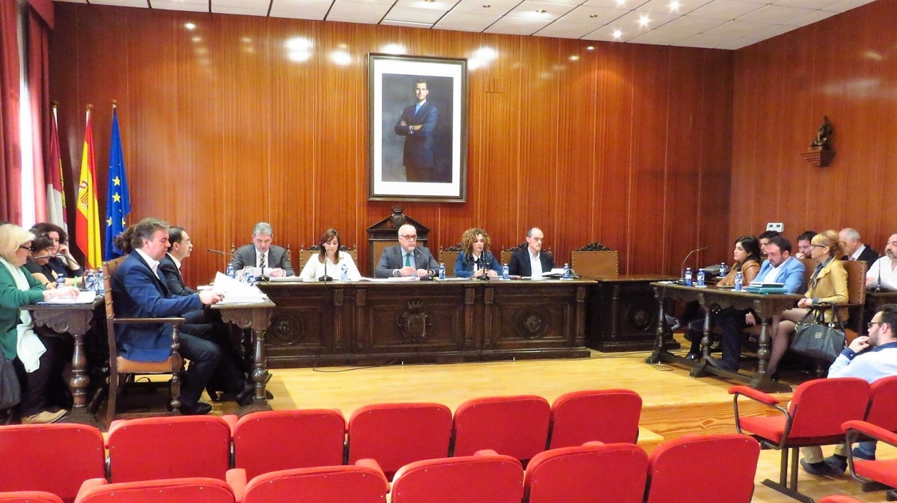 Vista del salón de plenos durante la sesión de marzo de 2017