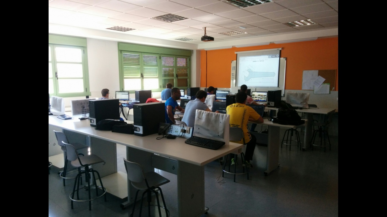 Oferta formativa en el IES "Azuer" de Manzanares