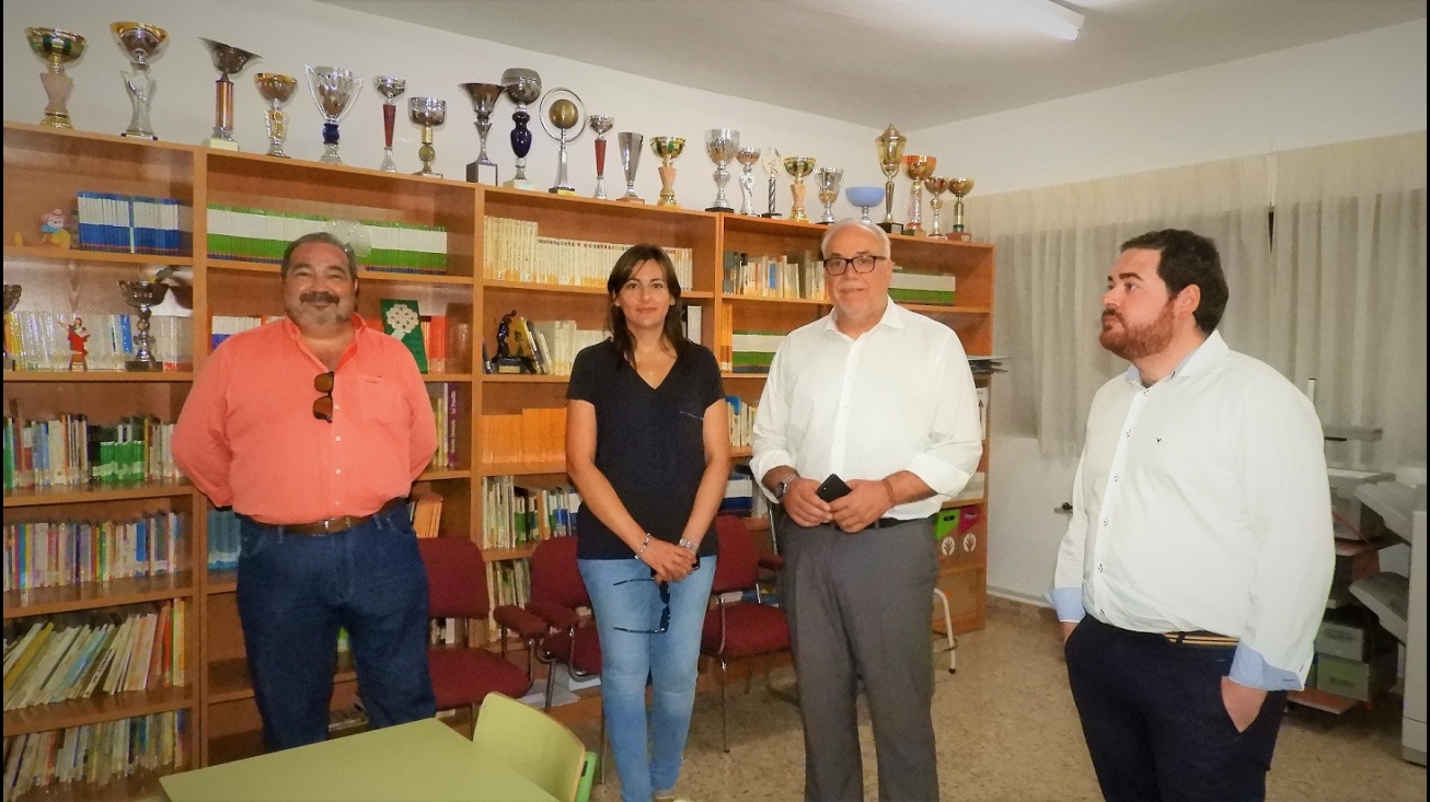 Visita a los centros educativos donde se están realizando distintas mejoras
