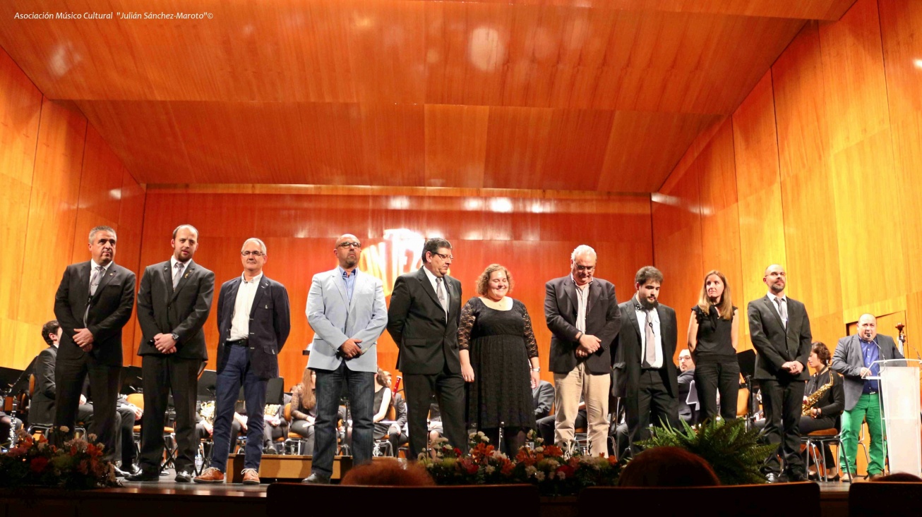 Junta directiva y director de la AMC "Julián Sánchez-Maroto" de Manzanares