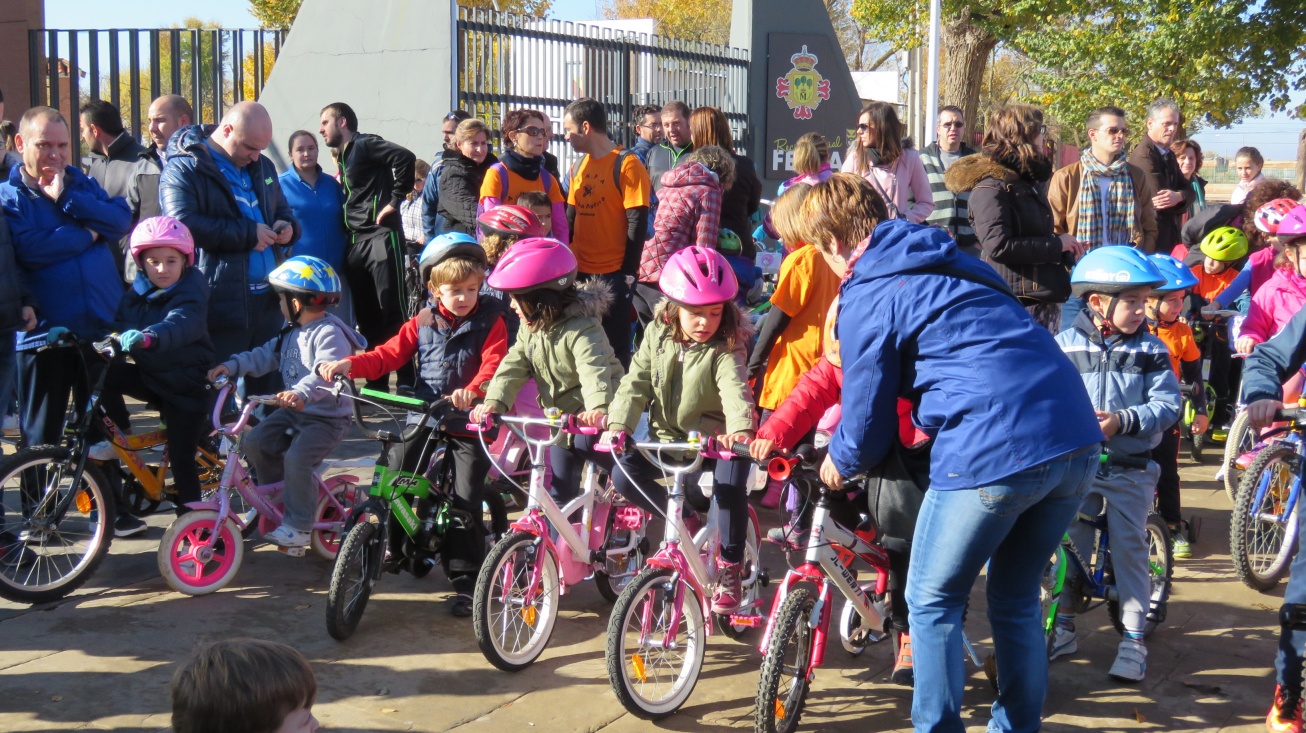 Los más pequeños en la celebración del Día de la Bicicleta el año pasado
