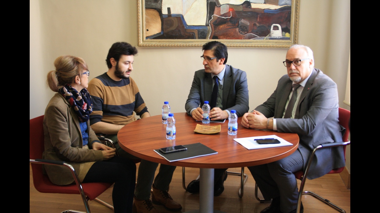 Reunión entre los representantes de las Administraciones y ManzanaREC