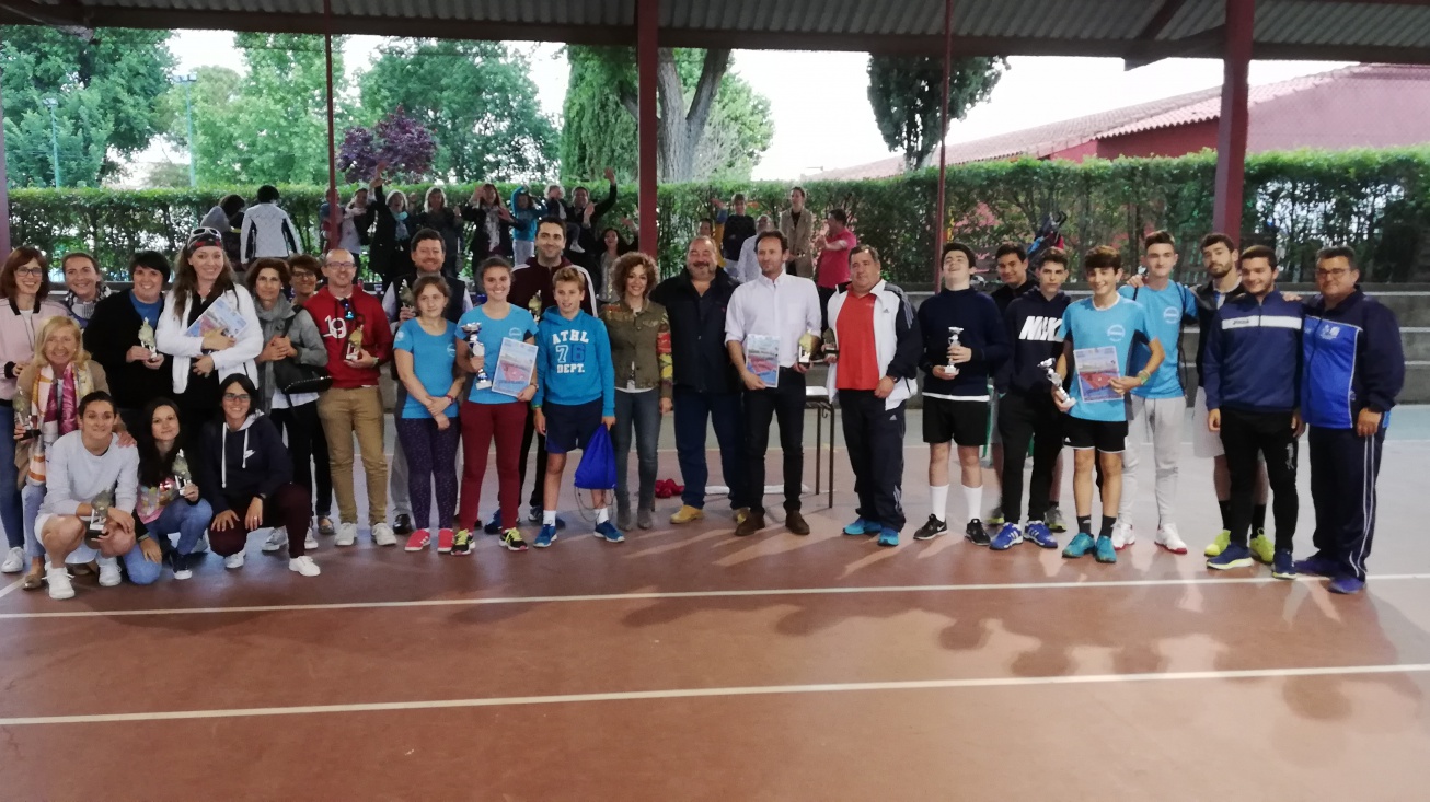 Clausura del curso de la Escuela Municipal de Tenis