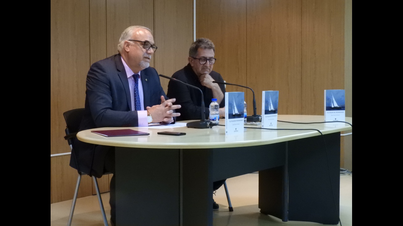 Presentación de la novela 'El plan de pensiones'