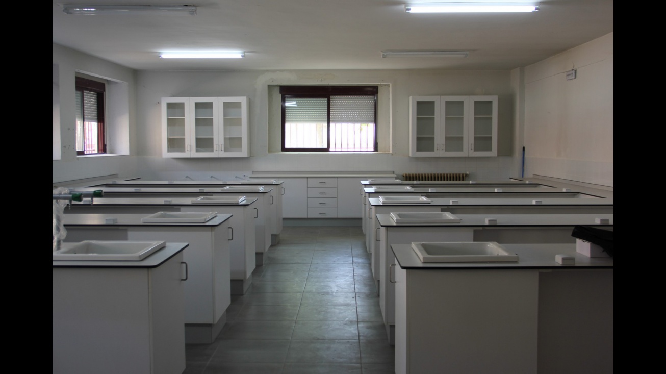 Laboratorio del IES Pedro Álvarez de Sotomayor en obras