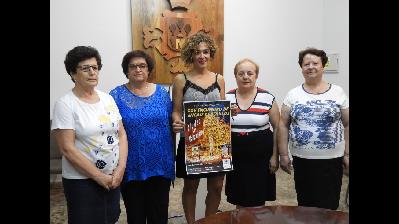 Presentación del XXV Encuentro de Encajeras de Manzanares