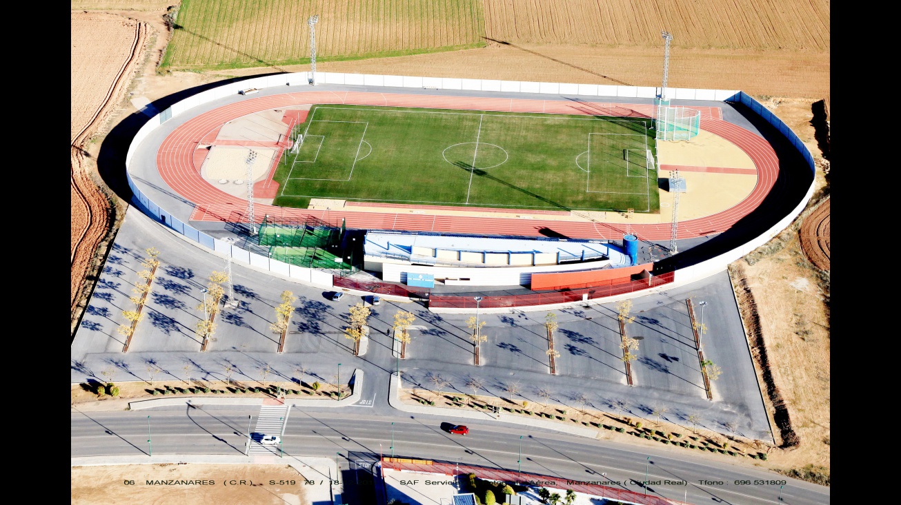 La parcela a solicitar es la situada a la izquierda de la pista de atletismo