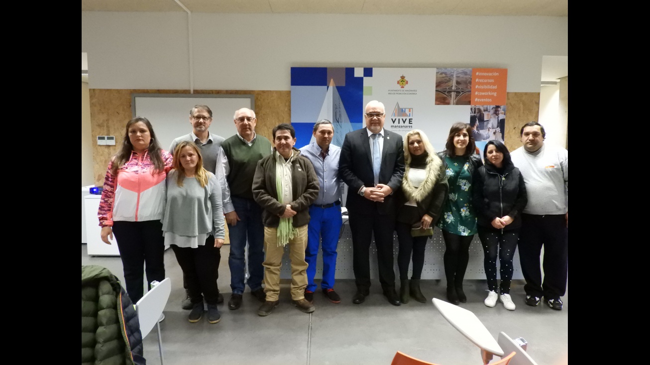 Manzanares ha clausurado la acción formativa para la obtención del certificado de profesionalidad de ‘Operaciones auxiliares en viveros, jardines y centros de jardinería’