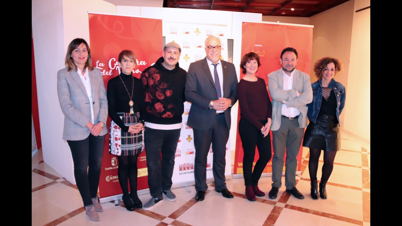 'Humor con vino' en Manzanares