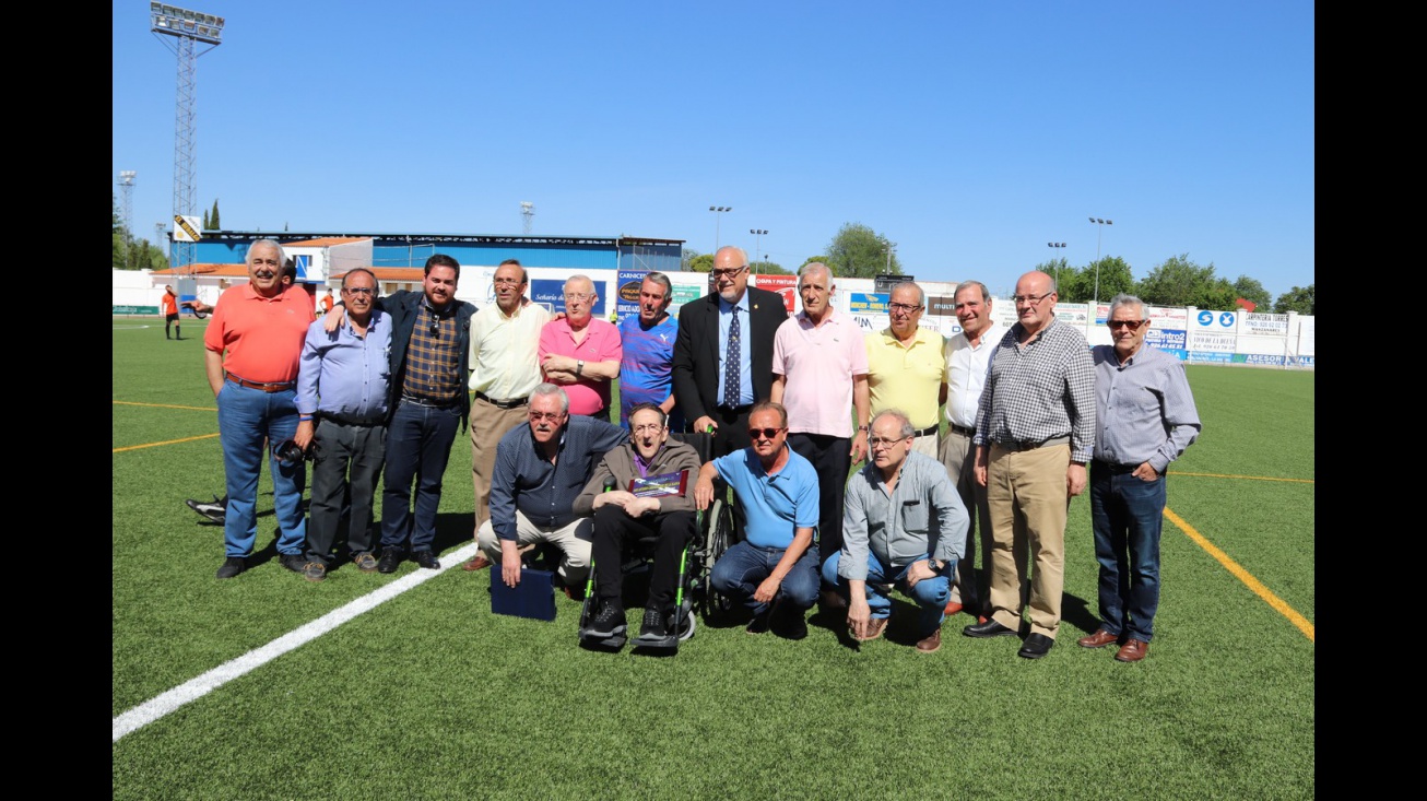 Homenaje a Antonio Caba
