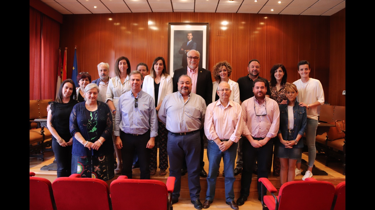 Corporación saliente en el pleno del 12-6-2019
