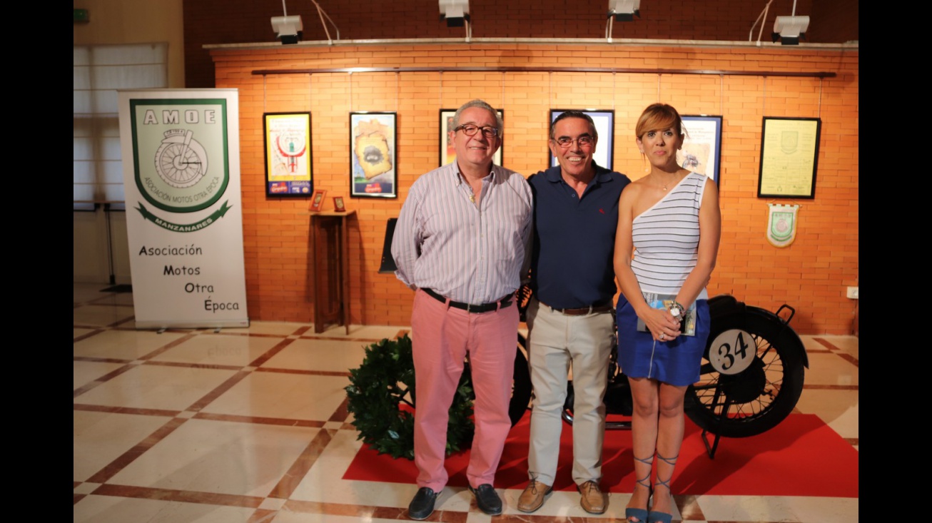 Exposición 25º aniversario AMOE