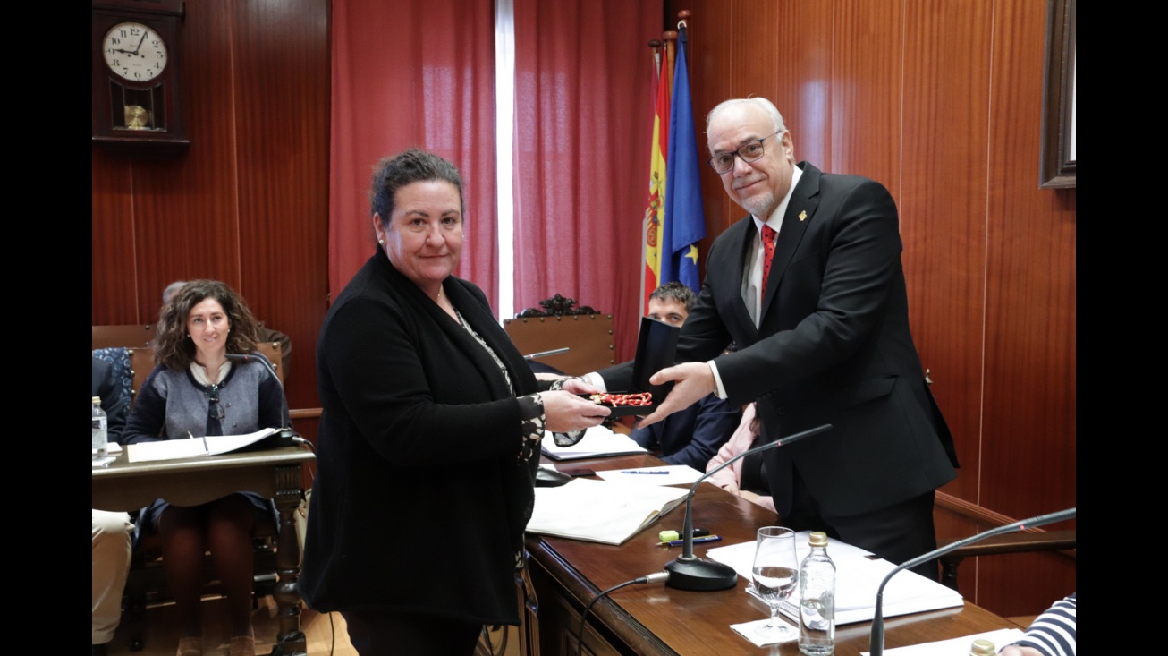 María José Aranda y Julián Nieva en el pleno de enero de 2020