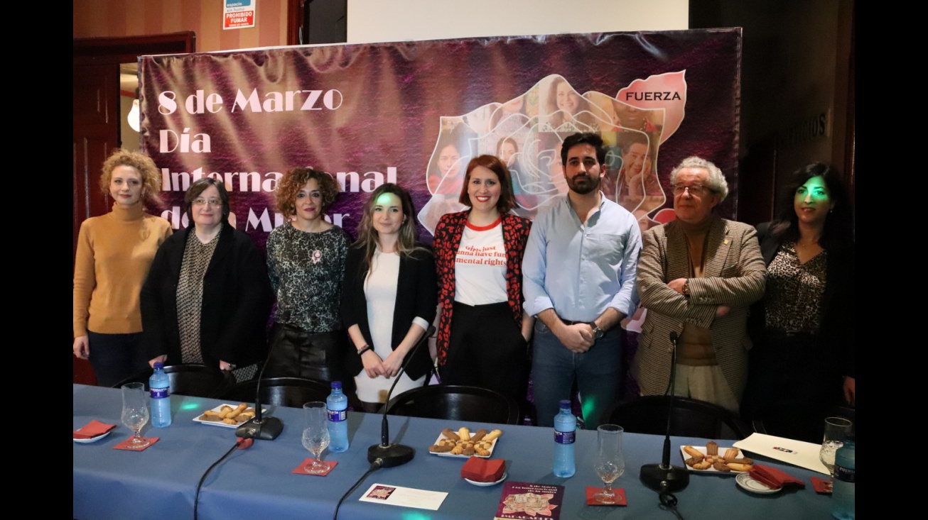Café-tertulia 'Las mujeres y la cultura'