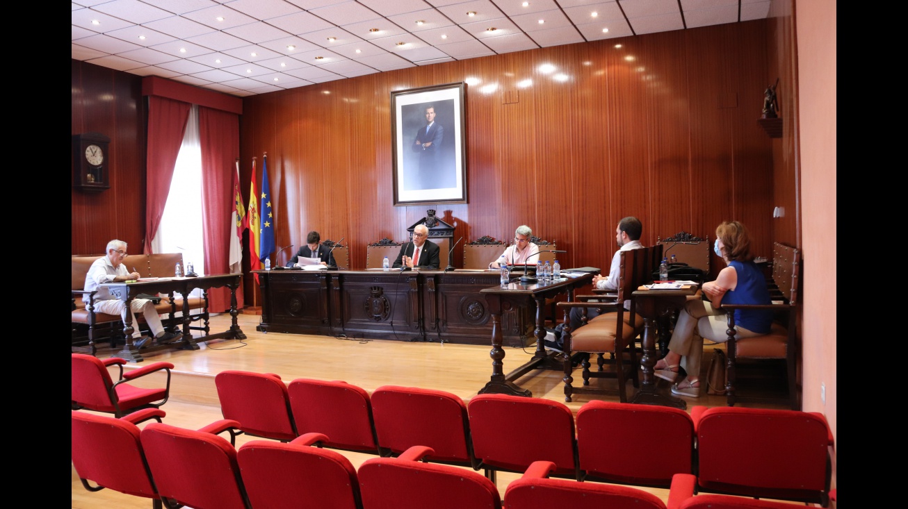 Manzanares presenta su ‘Estudio de situación empresarial’