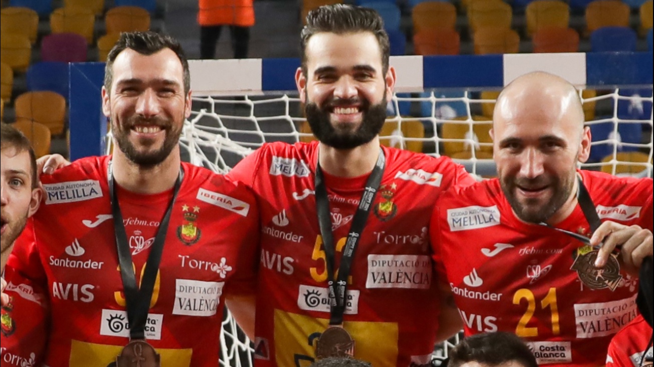 Rubén Marchán con la medalla de bronce del Mundidal 2021 de Egipto (Fotografía: RFEBM)