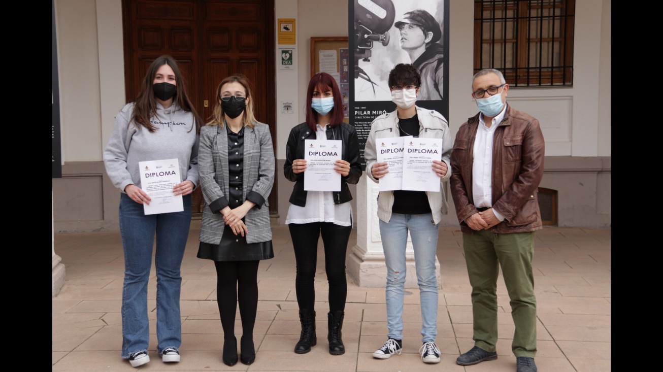 Clausura de la exposición 'Mujeres X Mujeres' y entrega de premios de los concursos del 8M