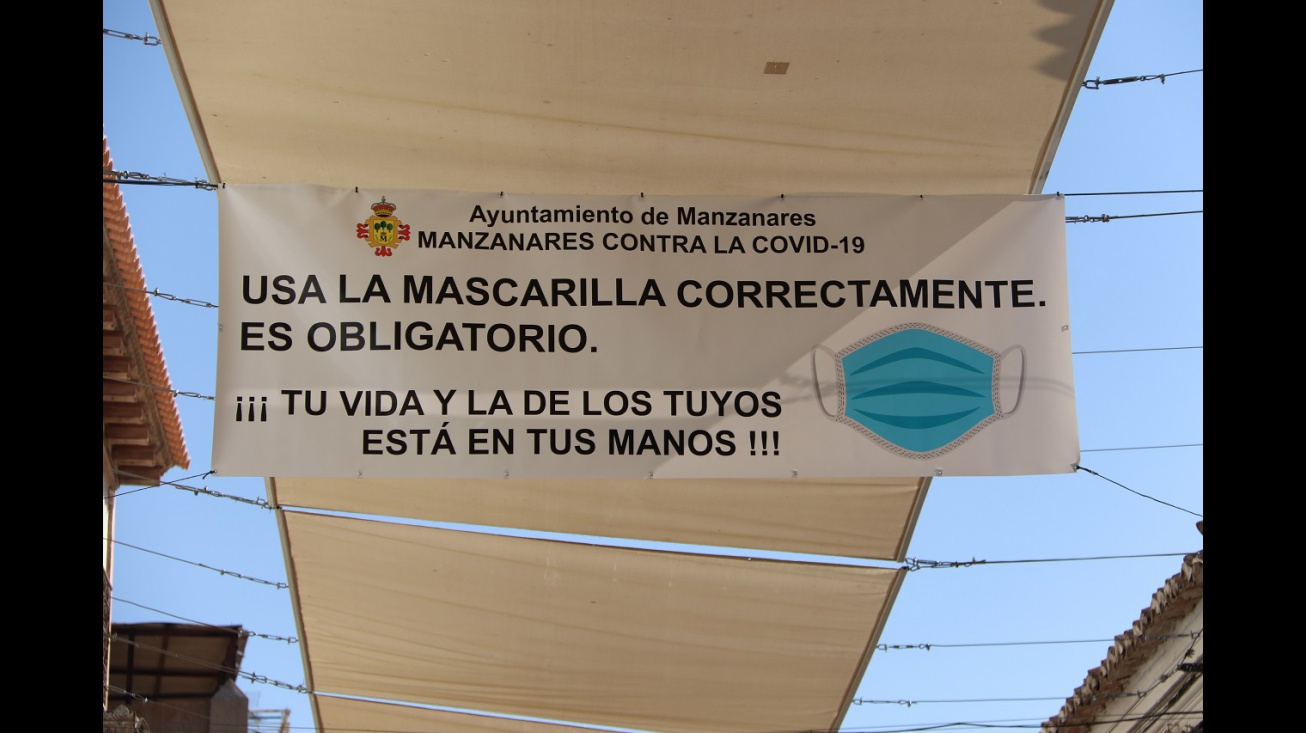 Pancarta 'Manzanares contra la COVID-19'
