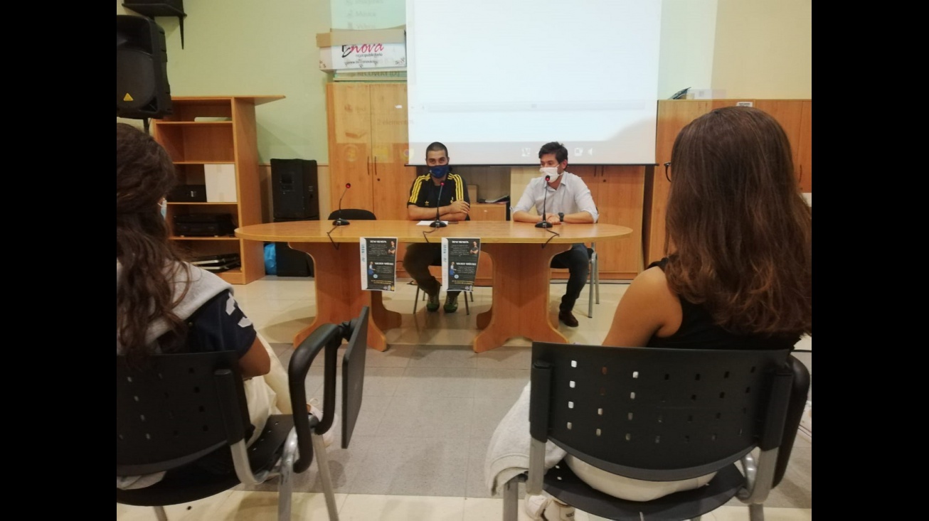 Espacio de Juventud con Víctor Arévalo y Toni Abadía