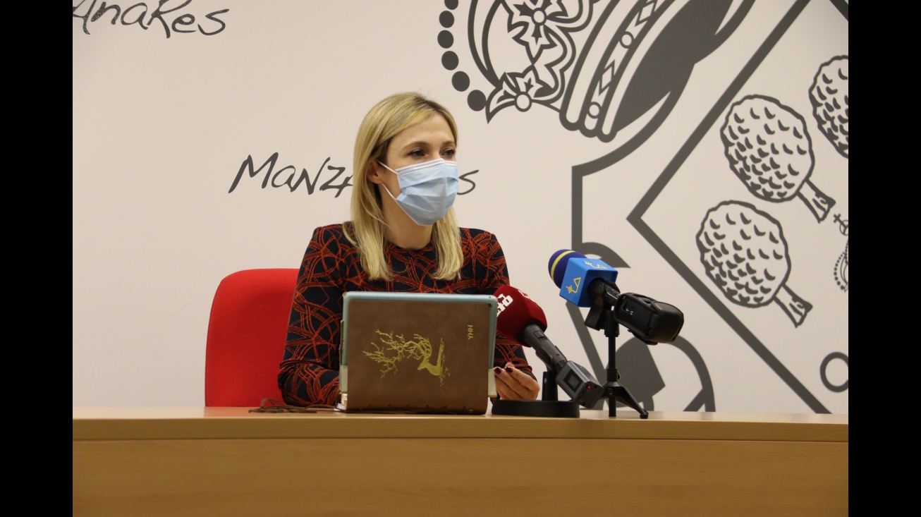 Laura Carrillo dio cuenta de los acuerdos municipales