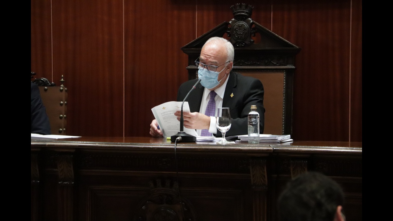 Julián Nieva en el pleno ordinario del mes de diciembre
