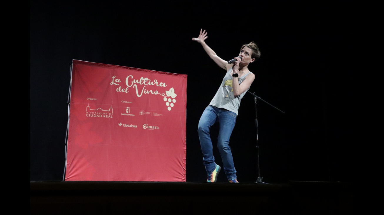 Monólogo de Sara Escudero en el Gran Teatro - La Cultura del Vino