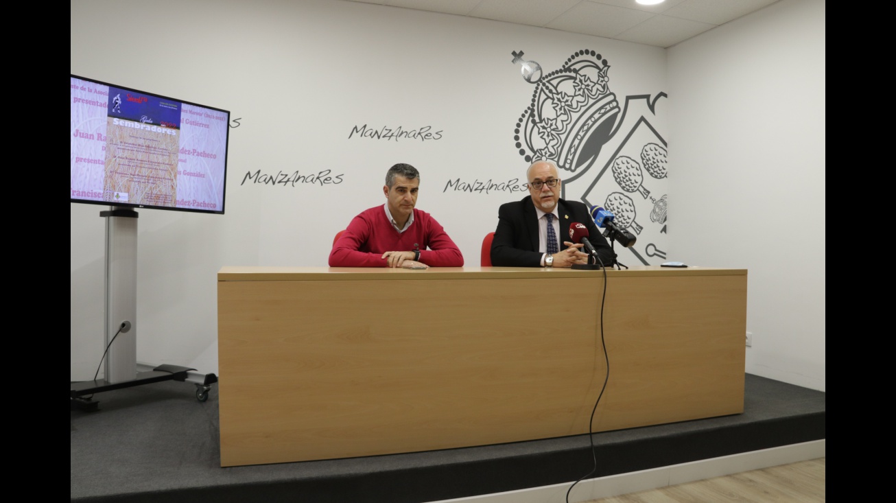 Villegas y Nieva en la presentación de la gala Sembradores