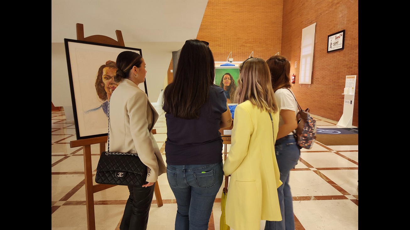 Exposición 'Retrospectiva de un sueño' (Inma Moreno)