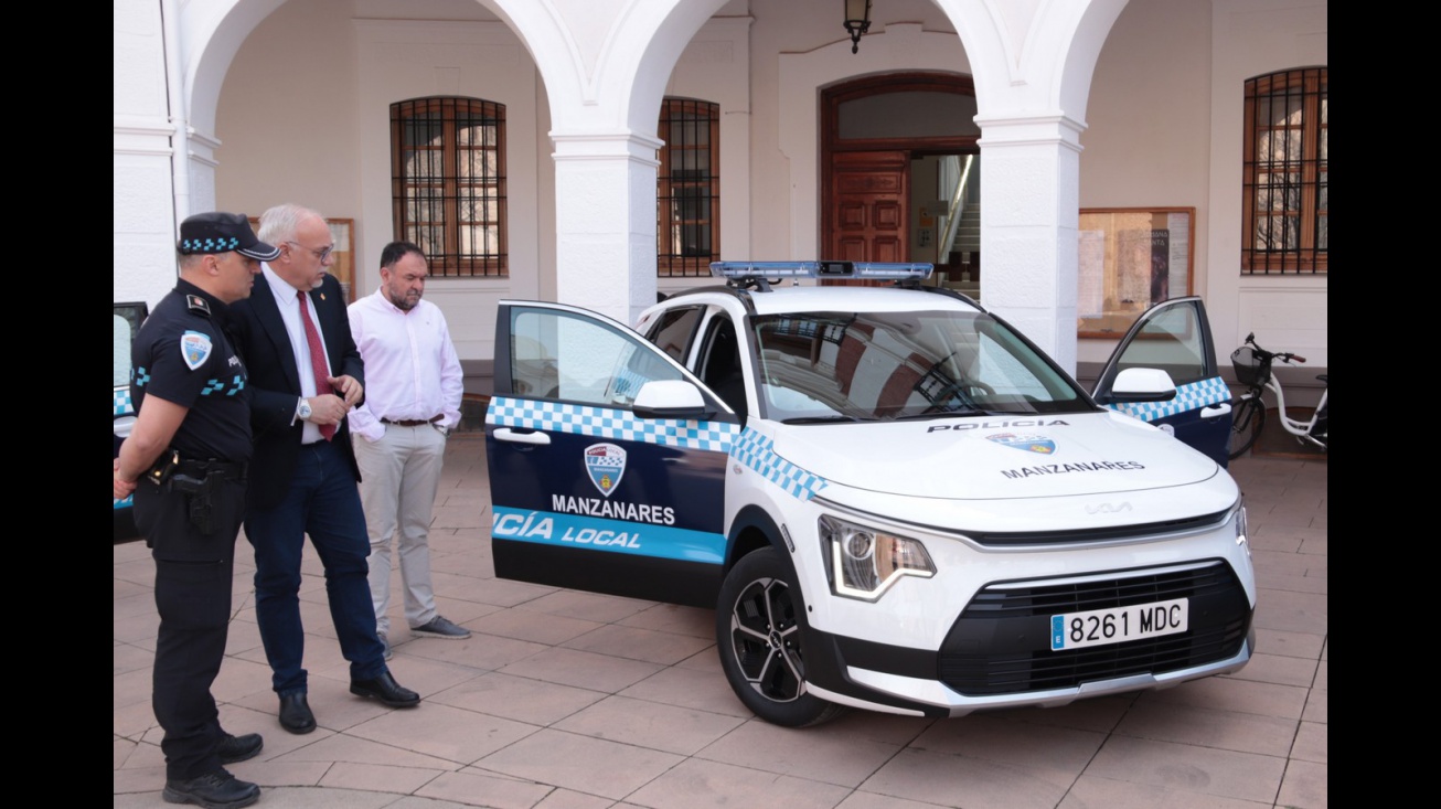Nuevo coche de la policía local