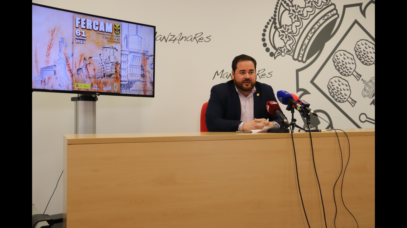 Pablo Camacho presenta el cartel de Fercam 2023