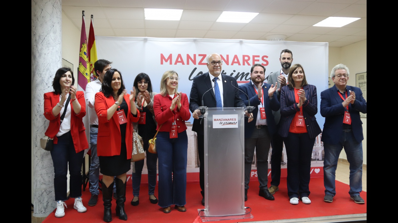 Julián Nieva se dirige a afiliados y militantes socialistas tras revalidad la mayoría absoluta