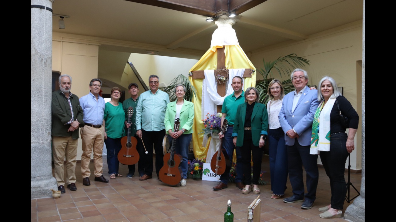 Inauguración de las Cruces y Rondas de Mayo 2023