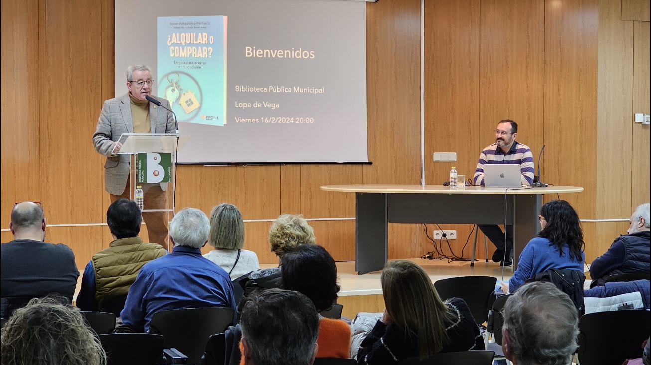 El concejal Candi Sevilla presentó al autor del libro