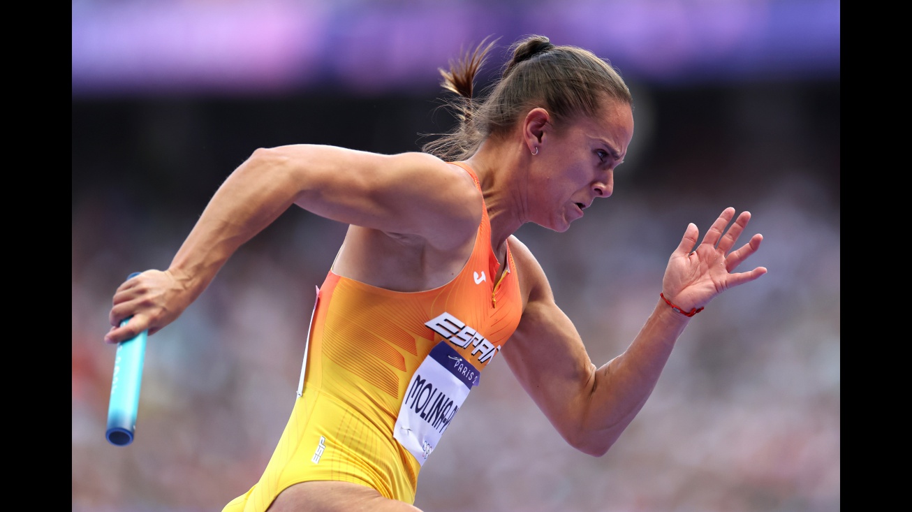 Sonia Molina durante la prueba de relevos en los Juegos Olímpicos de París 2024