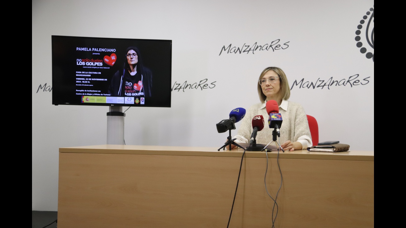Laura Carrillo durante la presentación de los actos