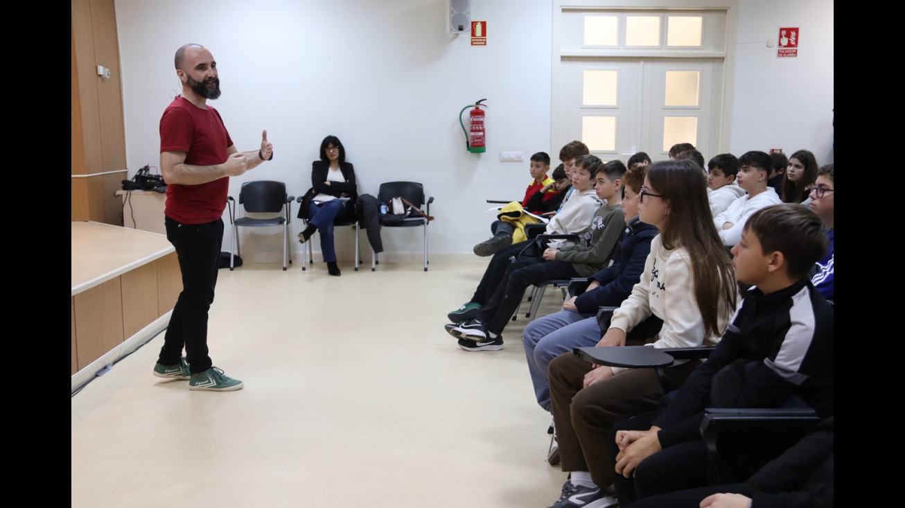 Día escolar de la no violencia y la paz 2025